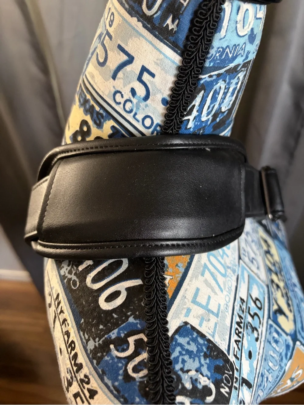 Leather Travel Duffel Bag in Black - NFL XL 2006 Steelers vs Seahawks